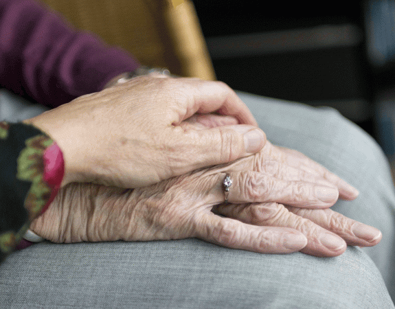 Se former au métier d’assistant de vie aux familles pour décrocher 12 CDI sur le pays de Quimperlé